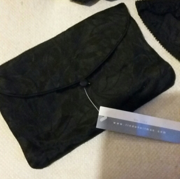 NWT LINDA HARTMAN BLACK SILK PANTIES AND POUCH - Picture 3 of 3